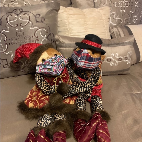 Two Adorable Monkeys His&Hers - Picture 7 of 7